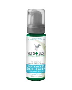 Vet's Best Waterless Dog Bath 5oz Green 1.88" x 1.88" x 6.88"